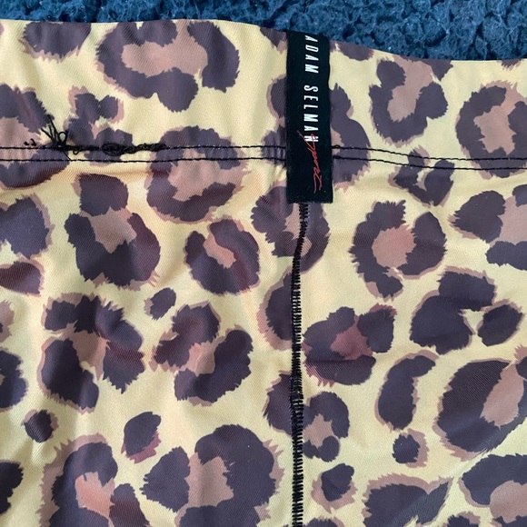 Adam Selman leopard high waisted leggings! 🐆 - Picture 2 of 4